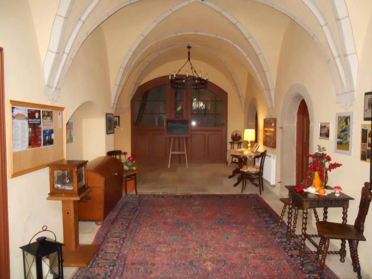 באד בראמבאך Hotel Garni Schloss Schoenberg מראה חיצוני תמונה