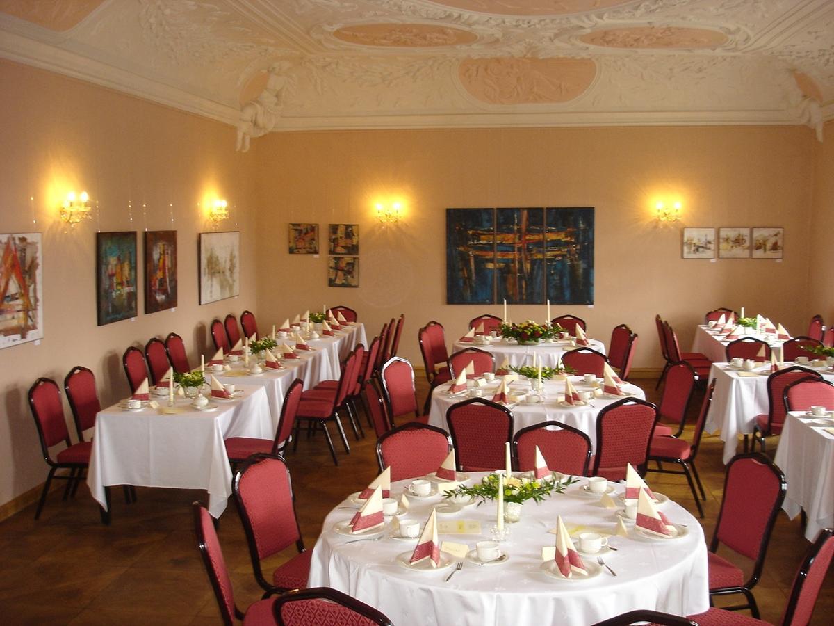 באד בראמבאך Hotel Garni Schloss Schoenberg מראה חיצוני תמונה